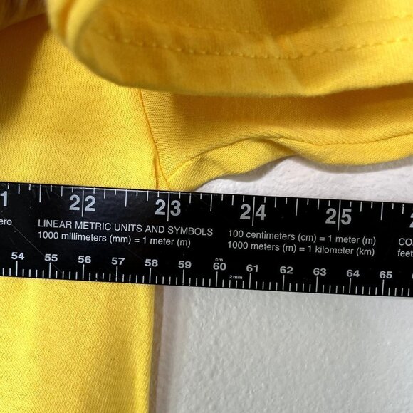 Welcome To Las Vegas Navada Yellow T-Shirt SZ XL - Picture 6 of 7